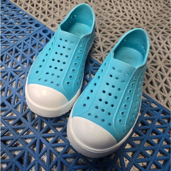 Lily & Dan‎ Slip On Sneaker Waterproof - Picture 1 of 4